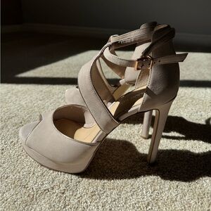 Gianni Bini Beige Heels